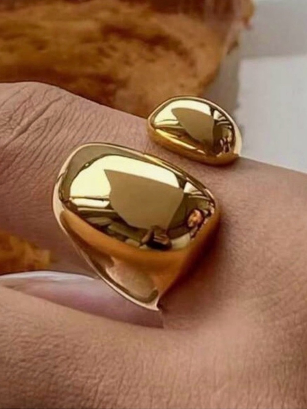 New Anthropologie Golden Molten Metal Statement Ring ~ 18KGP Open Ring - Picture 5 of 15